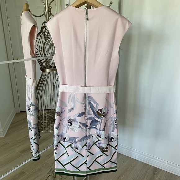 Ted Baker London light pink evening dress with lining, never worn - Picture 2 of 4